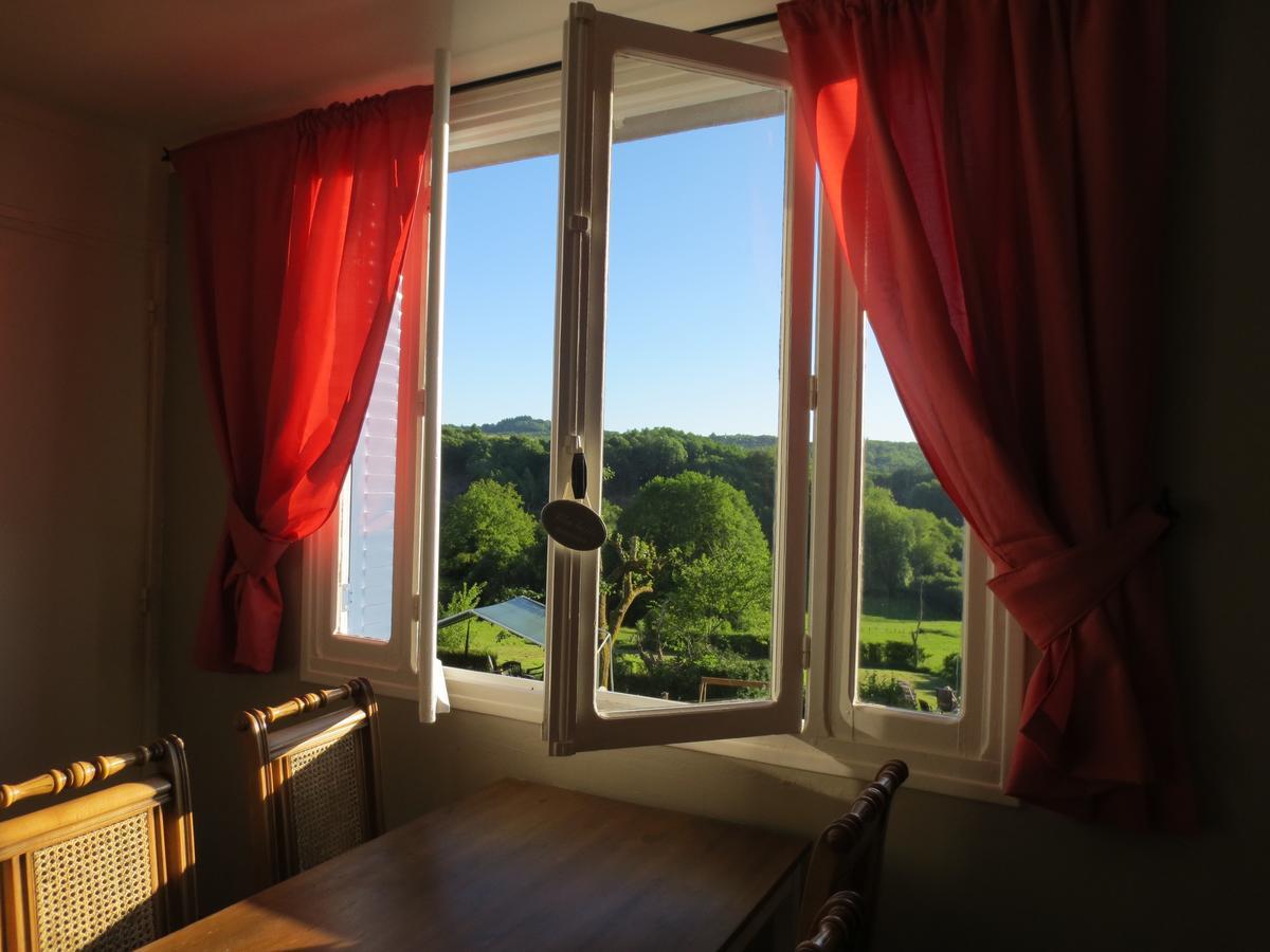 Formidable B&B Saint-Julien-le-Petit Exterior photo